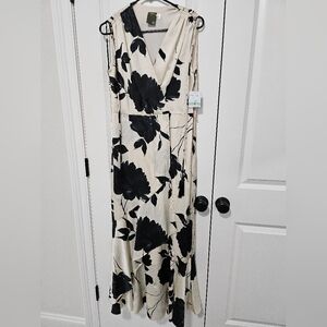 Taylor Women's Satin Wrap Maxi Dress Creme & Black Floral, Size 8, New w/Tag